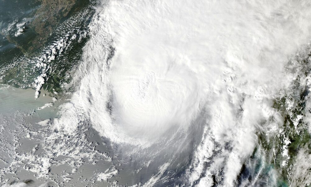 Image satellite de l'ouragan Isaias au-dessus du golfe du Mexique le 9 octobre 2026